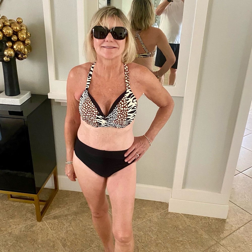 Women’s Bleu Rod Beattie Animal Print Underwire Bikini Top in Brown and Black - Picture 4 of 5